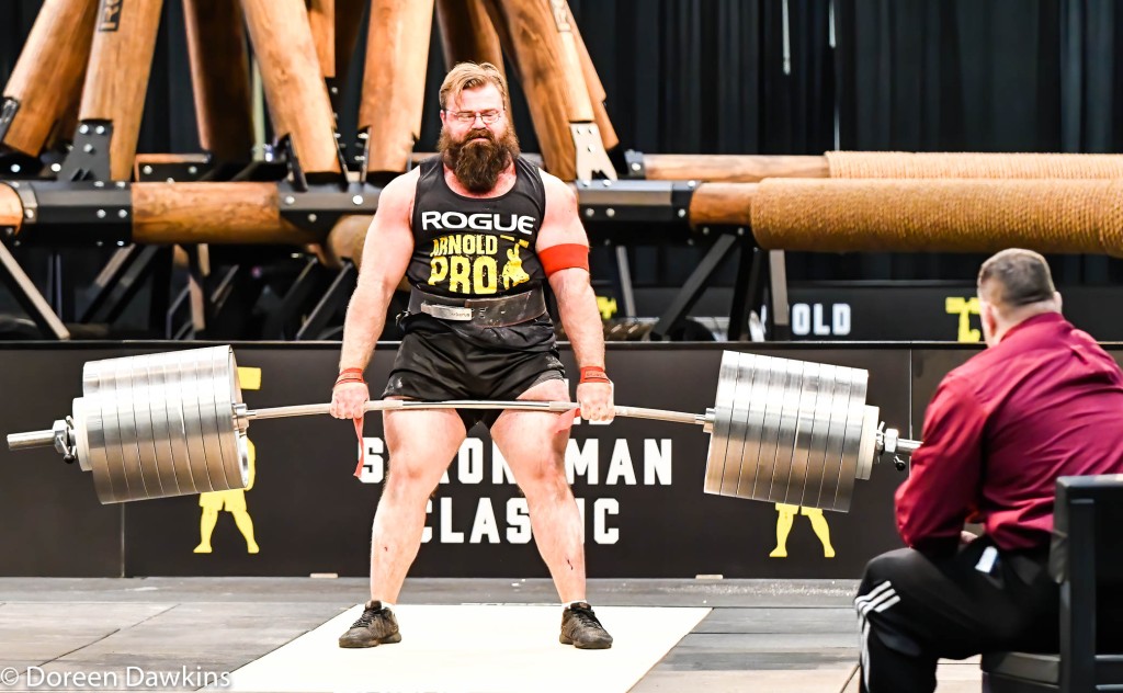 Pro Strongman Bobby Thompson (Rogue Elephant Bar Deadlift), Arnold Sports Festival 2020