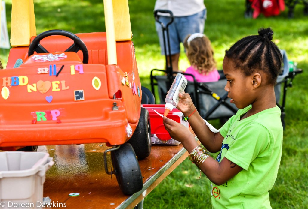 Kids activity at the Hot Times Festival 2022 #614whats2love #hottimes #hottimesfestival #hottimesfest #hottimesfestival2022 #comfest365
#columbusfestival #kidsactivity #kidsart #kidscrafts #childrenactivity #childrenart #childrencraft
@hottimesfestival @comfest365 @crazyfuncolumbus